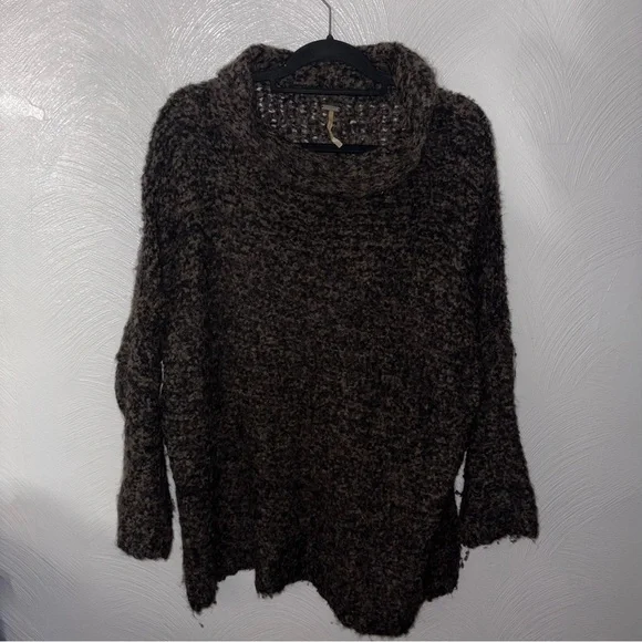 Free People Shes All That Alpaca Blend Turtleneck Sweater Oversized Size S - Picture 2 of 3